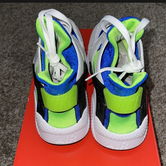 NWT Nike Huarache ‘Scream Green’ - Picture 2 of 5